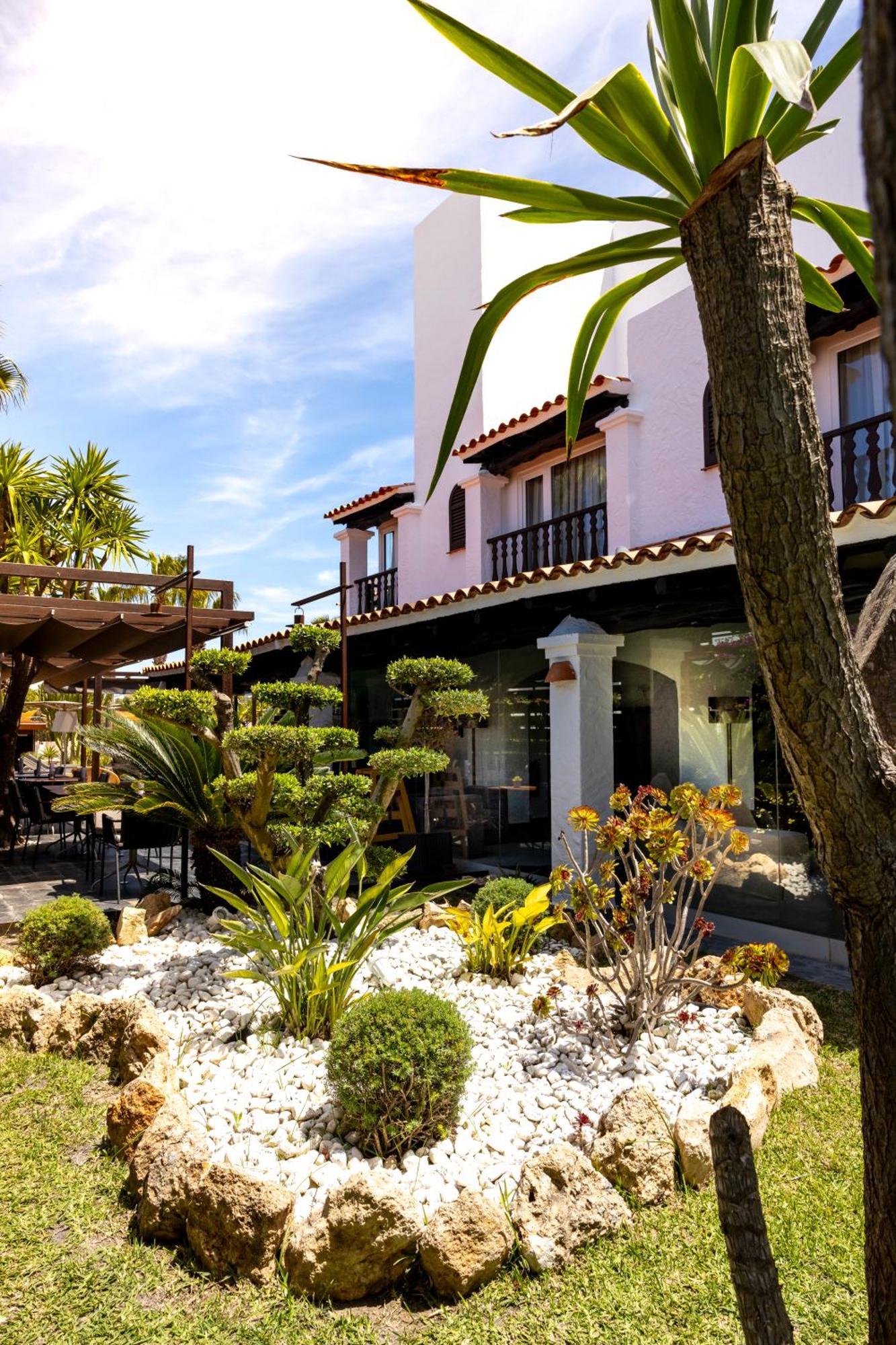 Hotel Boutique Ses Pitreras San Antonio  Exterior photo